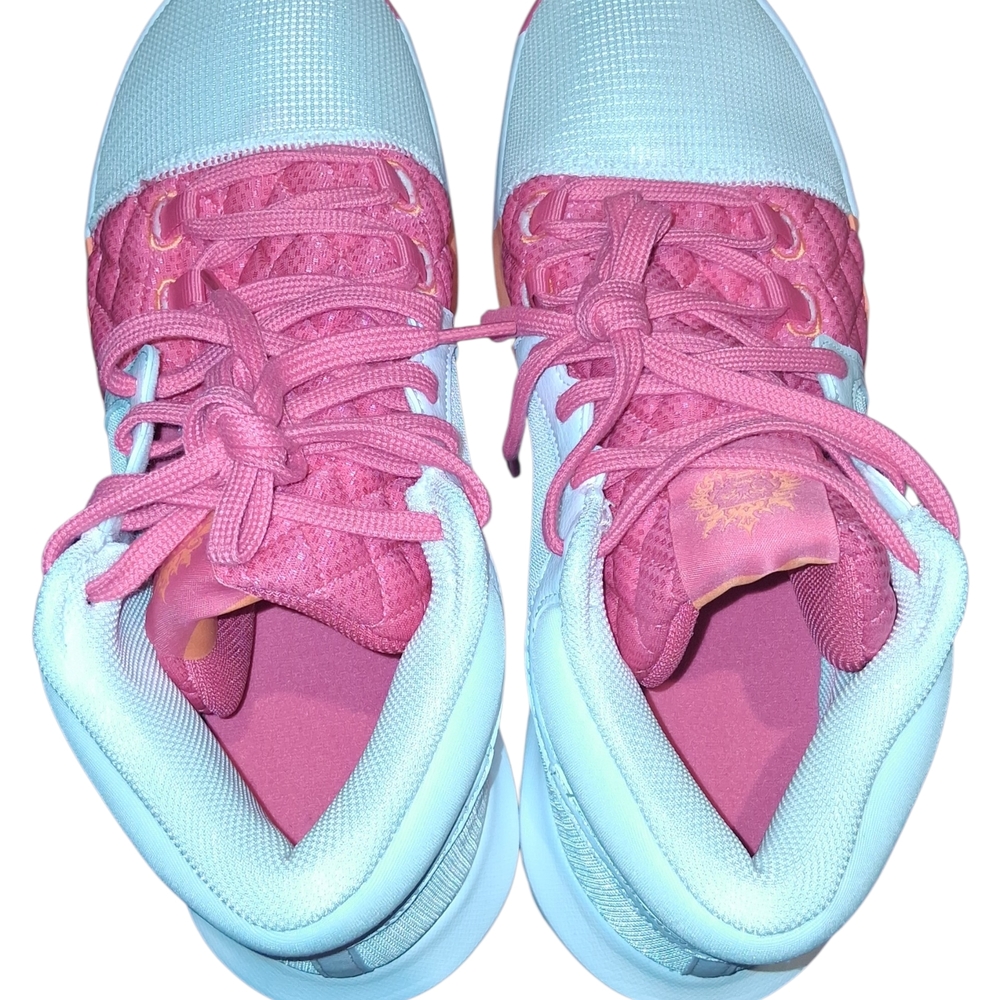 Nike Lebron Witness 8 Dunkin Athletic Shoes - Picture 3 of 8